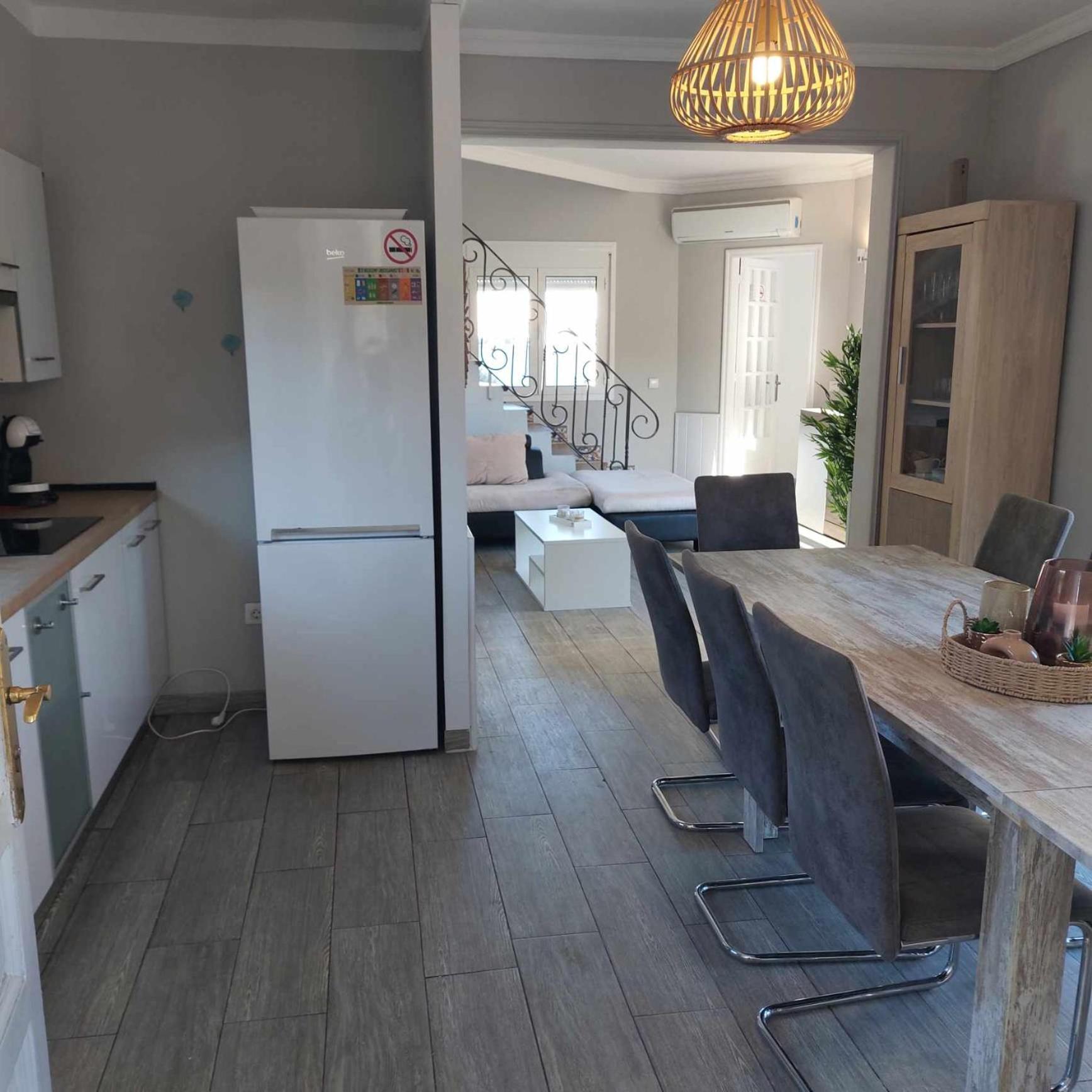 Villa Voor 8 Personen Met Zwembad Calafat Eksteriør billede